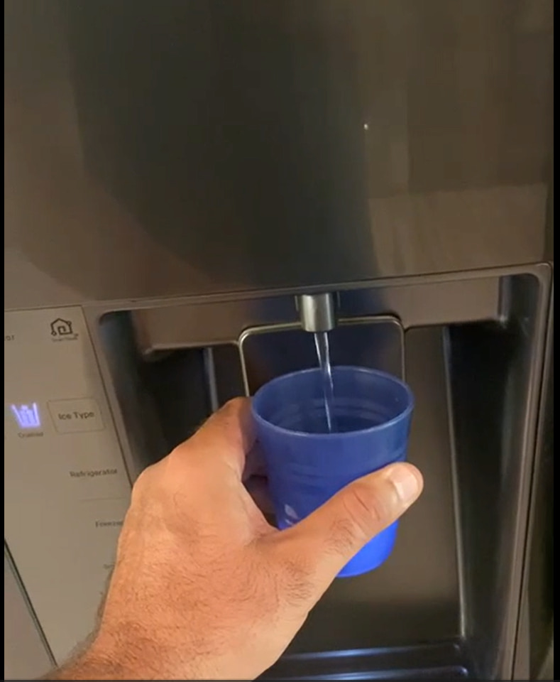 ¿Cómo funciona el sistema de agua embotellada?